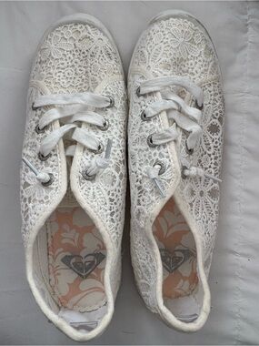 Roxy Women's Lace Canvas Sneakers in White